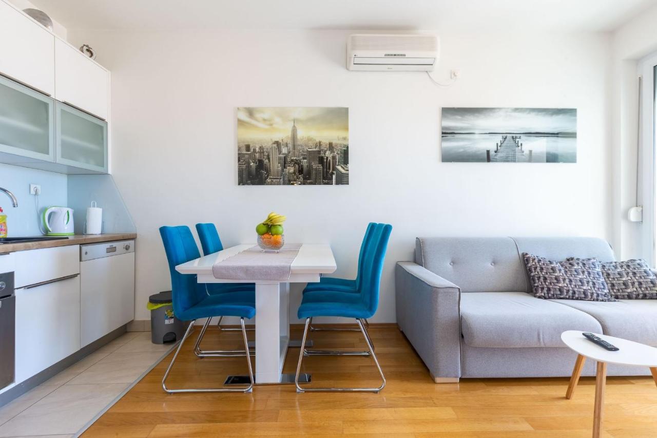 Jadran Apartment With Balcony And Parking Garage 자다르 외부 사진