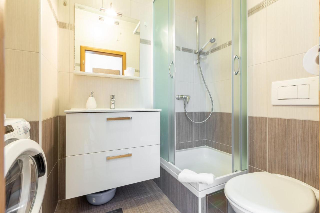 Jadran Apartment With Balcony And Parking Garage 자다르 외부 사진